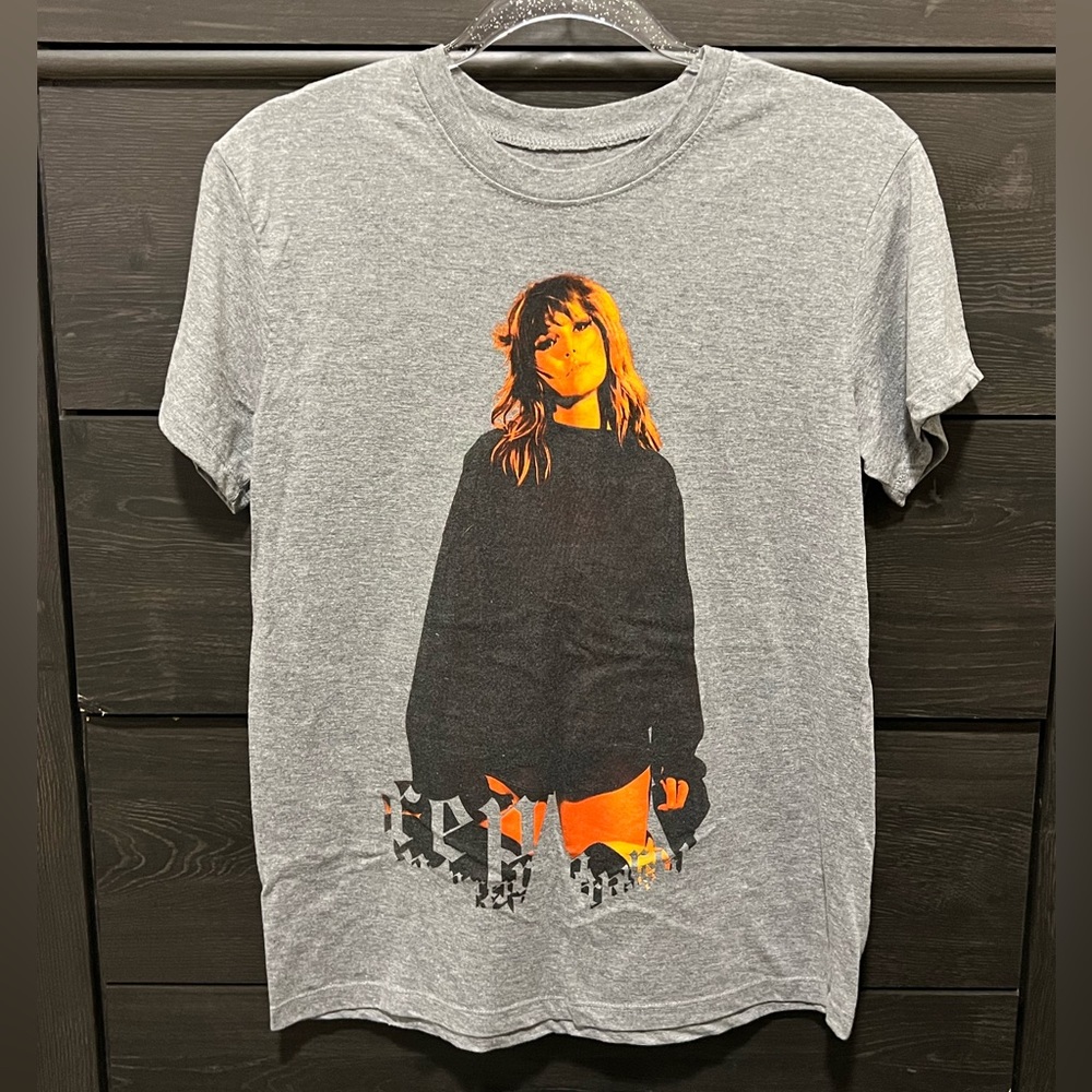 Taylor Swift Reputation T-shirt